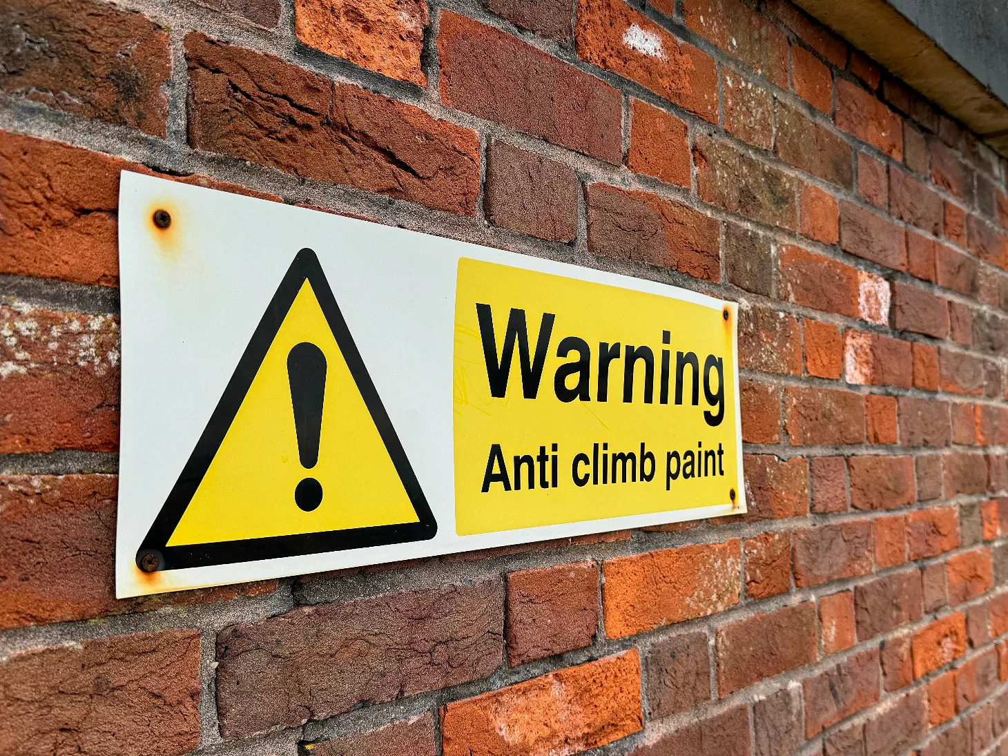 Anti climb paint application in bedfordshire